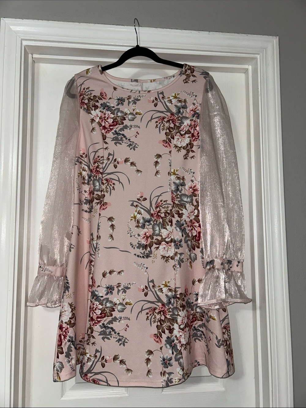 Women’s Pink Floral Dress with Sheer Sleeves